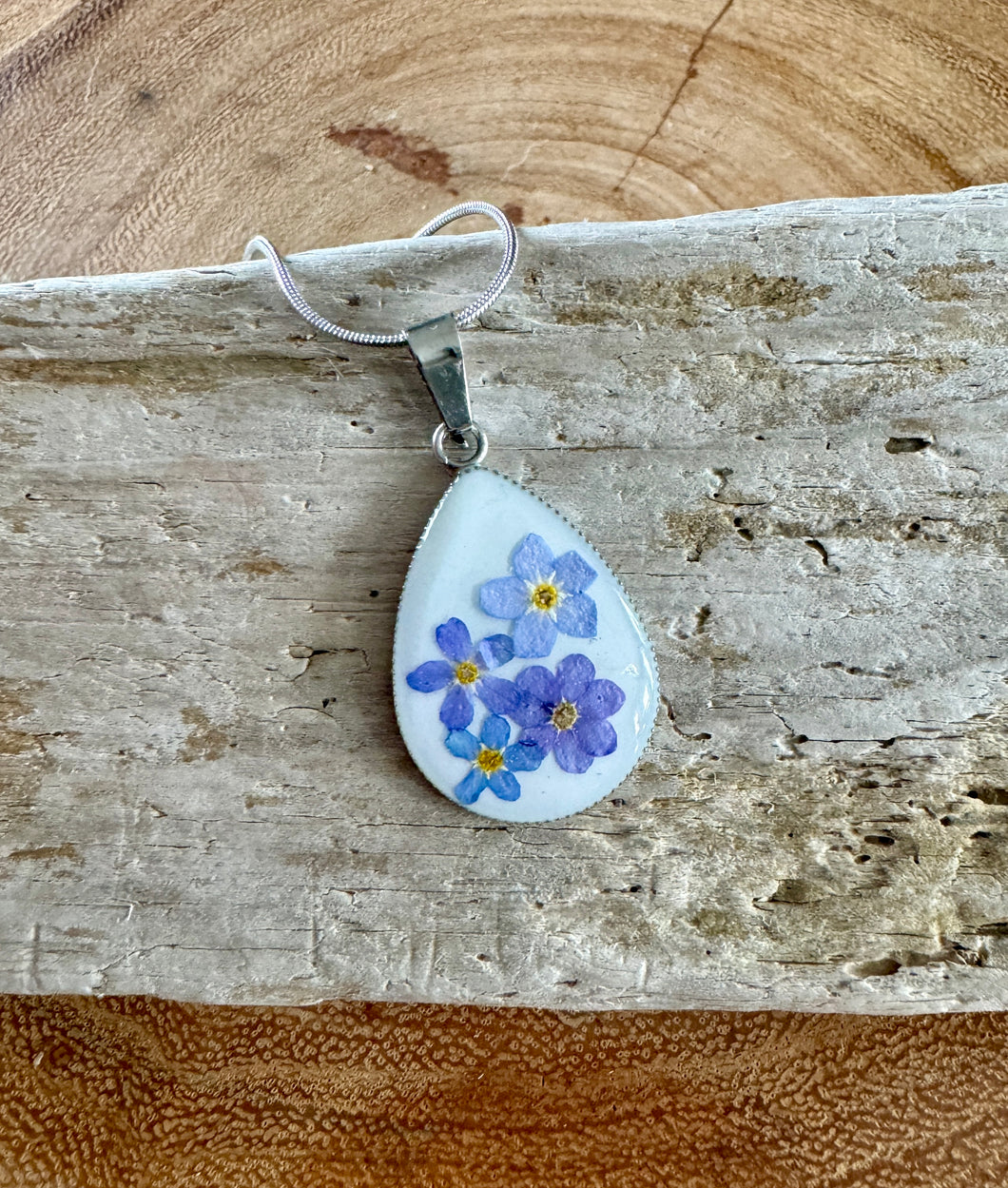 Forget me Not Pendant & Chain